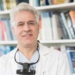 متخصص چشم پزشکی دکتر علی ابری در وین اتریش
