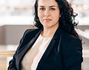 وکیل ایرانی فاطمه پاکیار  در استکهلم سوئد