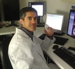 متخصص رادیولوژیست دکتر رامین بازلی در فرانسه